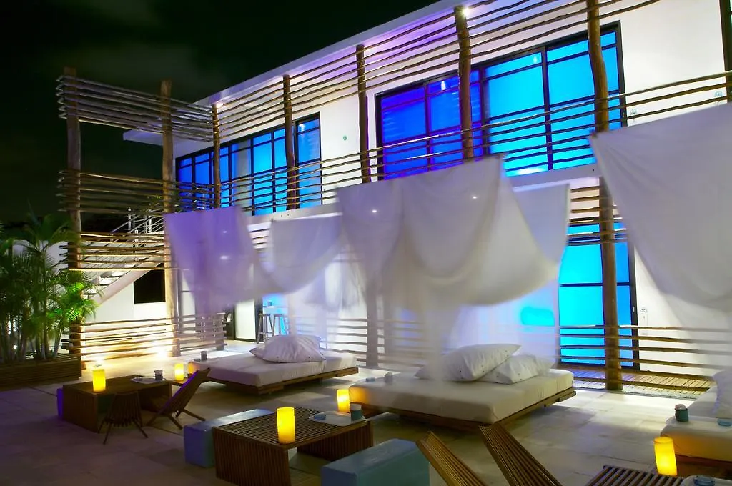 Hotel Deseo Playa del Carmen