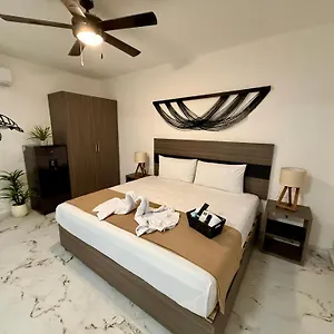 5* Hotel Casa Tortuga 5th Ave